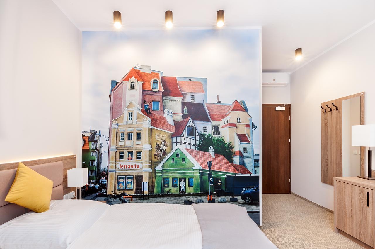 Meet Poznan Hotel Exterior photo